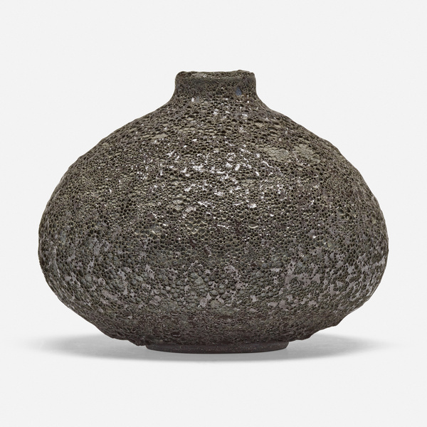 343: ADAM SILVERMAN, Vase < Post-War Ceramics, 13 April 2023